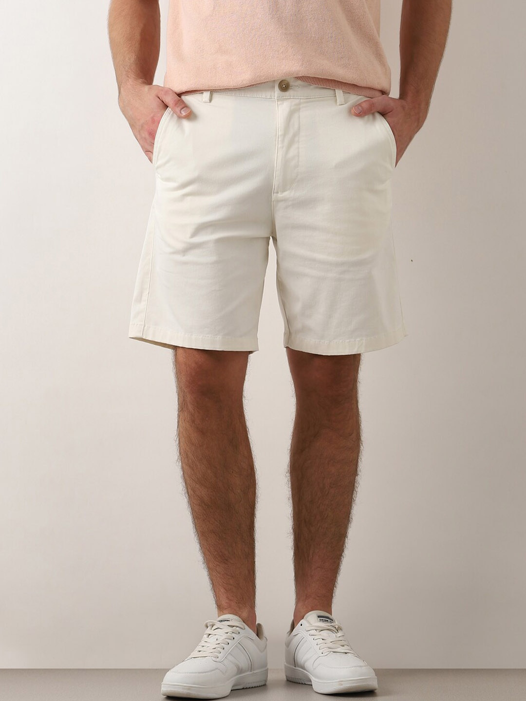 

SELECTED Men Mid Rise Cotton Chino Shorts, White