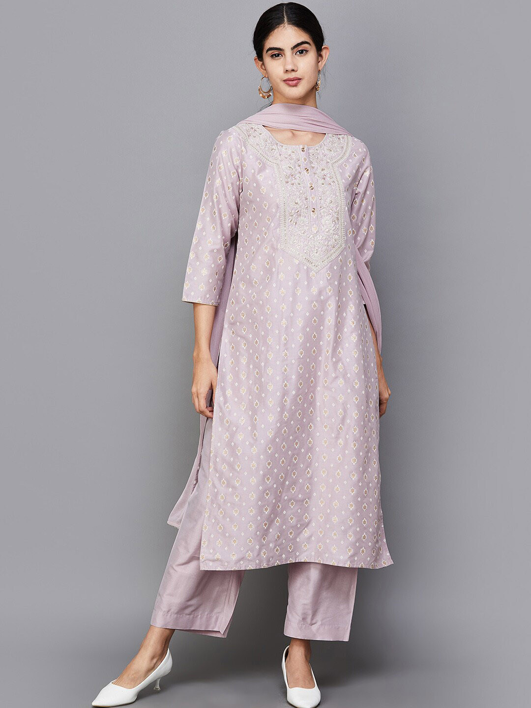 

Melange by Lifestyle Ethnic Motifs Woven Design Sequinned Kurta With Trousers & Dupatta, Mauve