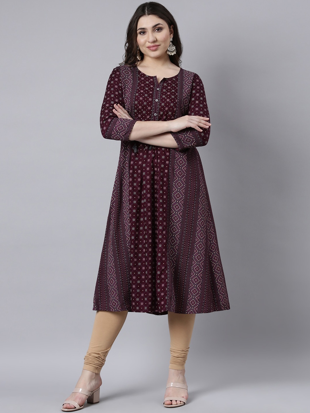 

Neerus Ethnic Motifs Printed Notched Neck A-Line Kurta, Burgundy