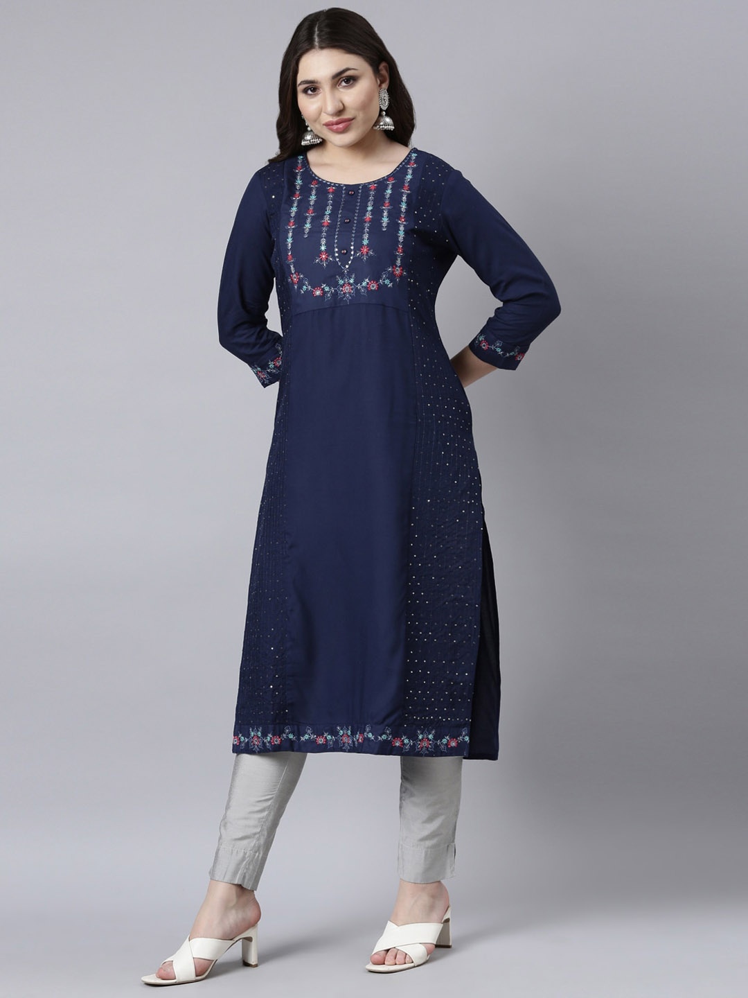 

Neerus Floral Yoke Design Straight Kurta, Navy blue