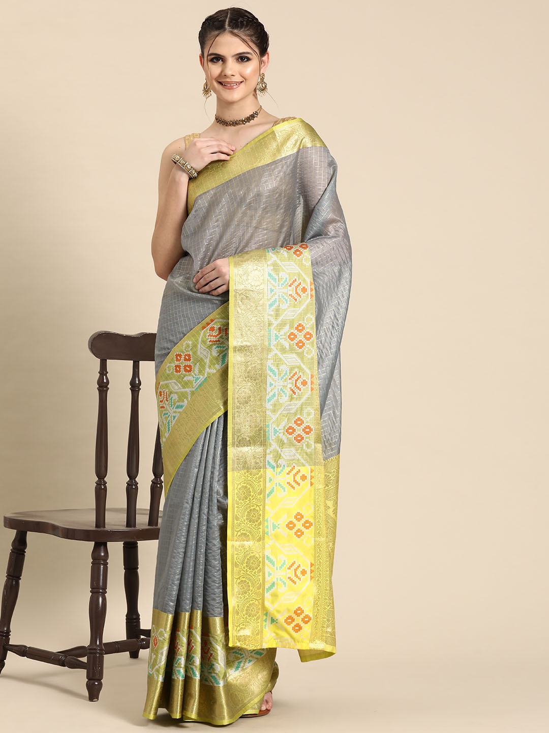 

Silk Land Checked Zari Banarasi Saree, Grey