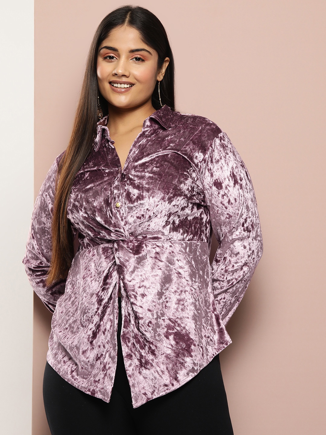

Sztori Plus Size Solid Twisted Velvet Top, Purple