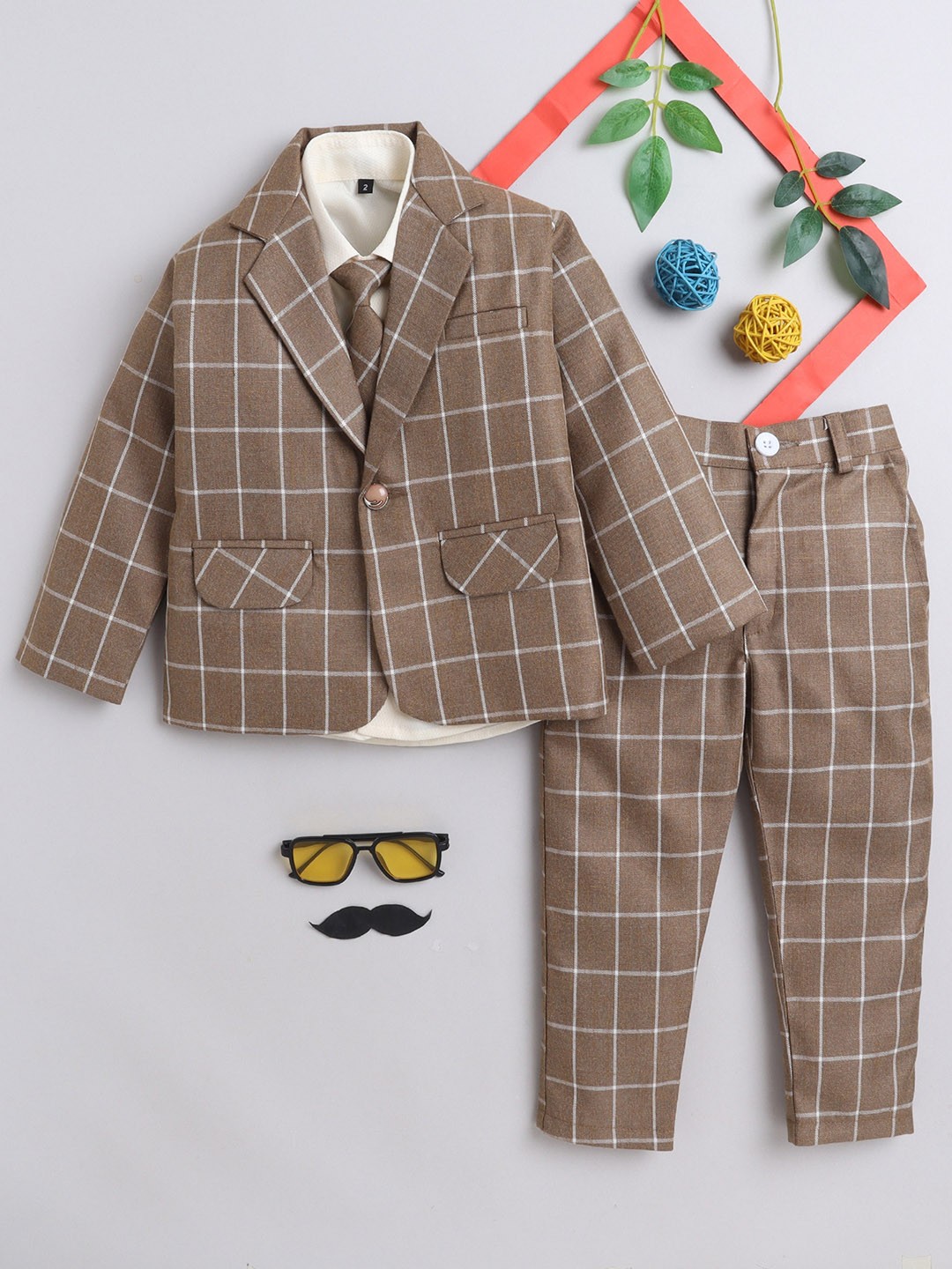 

Lil homies Boys Checked 3 Pieces Single-Breasted Suit, Brown