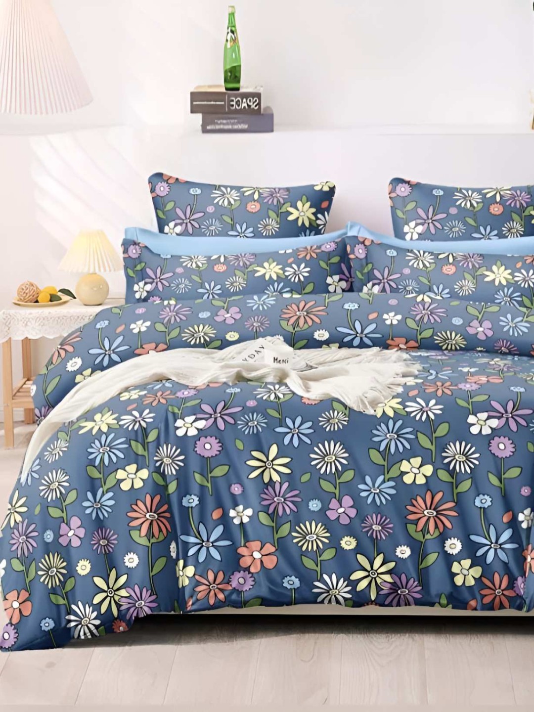 

Bajo's Blue & Green Floral Cotton 350 TC King Bedsheet with 2 Pillow Covers