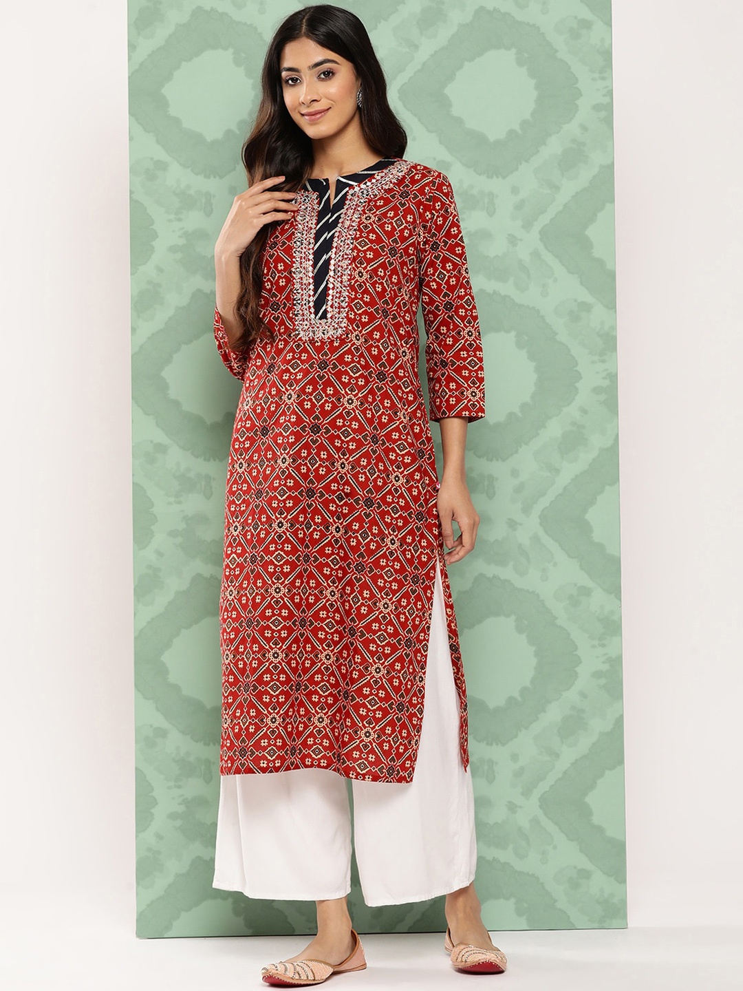 

KALINI Notched Neck Floral Printed Mirror Work Striaght Kurta, Maroon