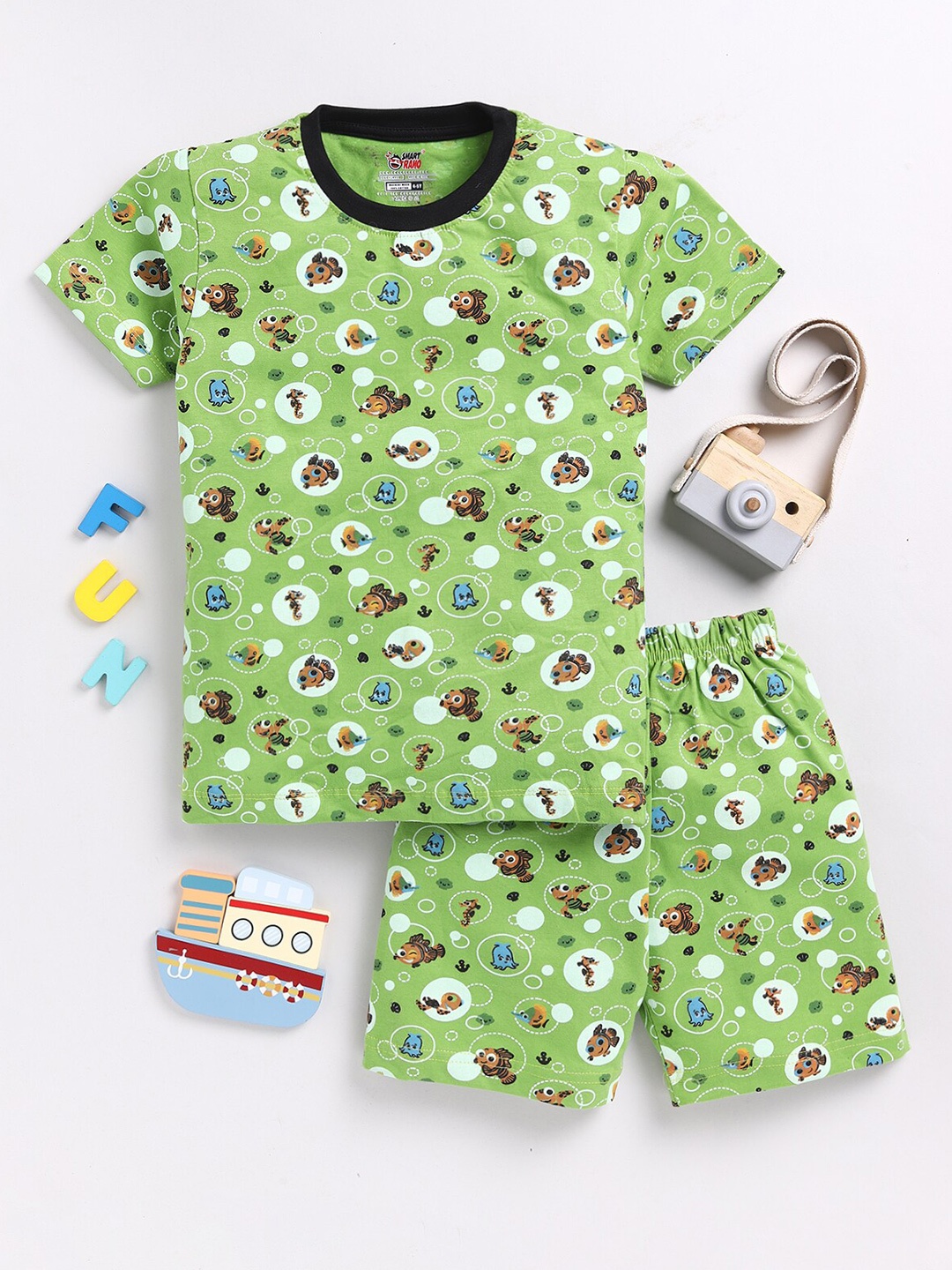 

SmartRAHO Boys Printed Pure Cotton T-shirt With Shorts, Green
