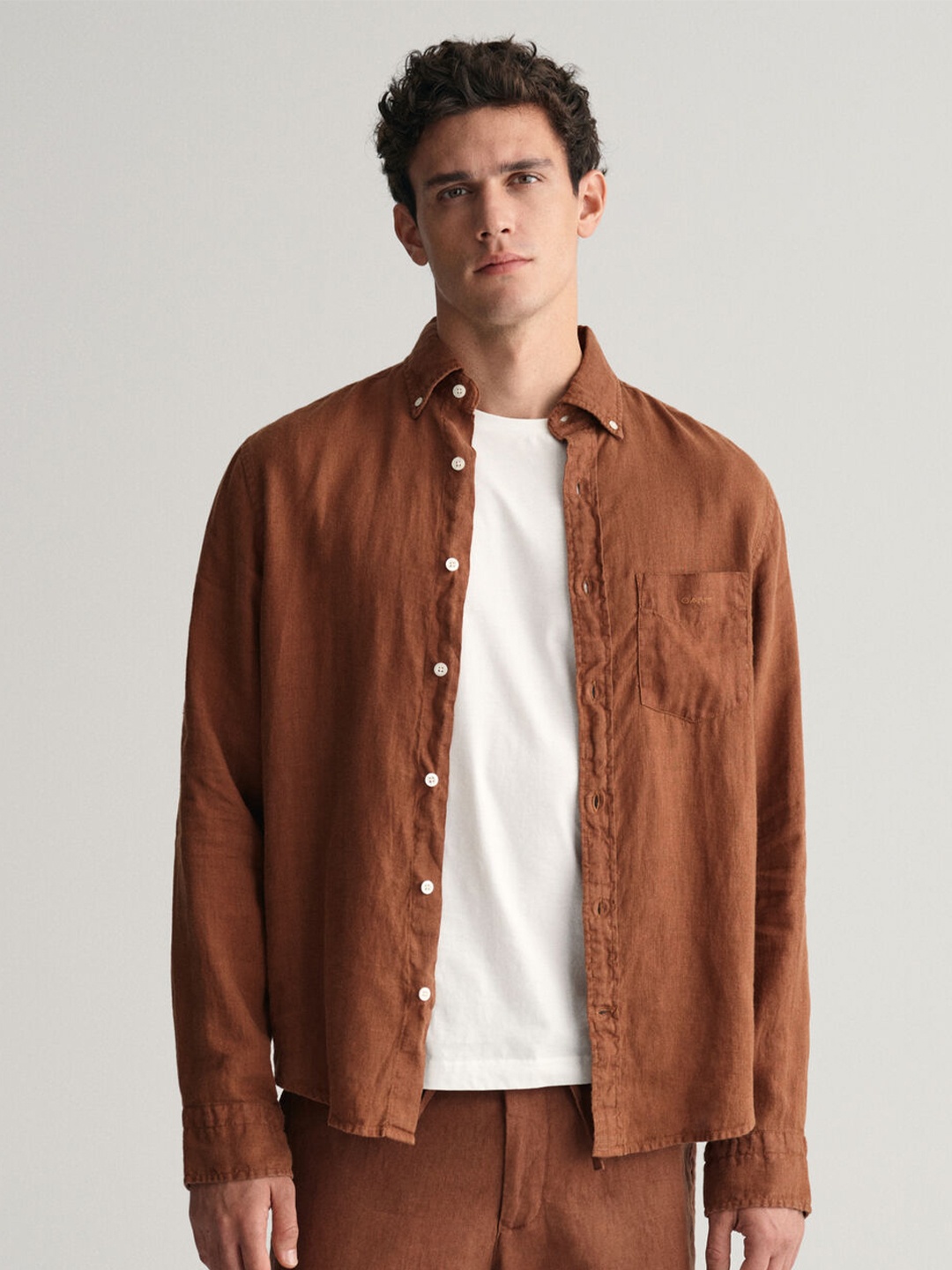 

GANT Solid Button Down Linen Regular Fit Shirt, Brown