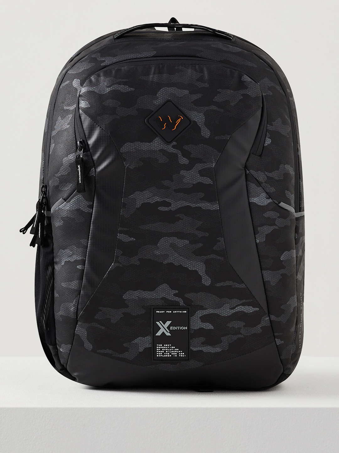 

Wildcraft Unisex Padded Backpack Up to 18 inch, Metallic