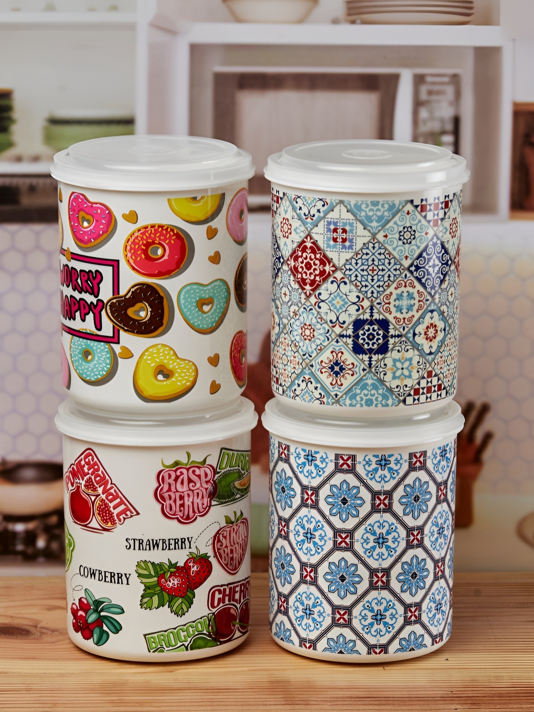 

Kookee White & Red 3 Pieces Printed Dishwasher Safe Food Containers