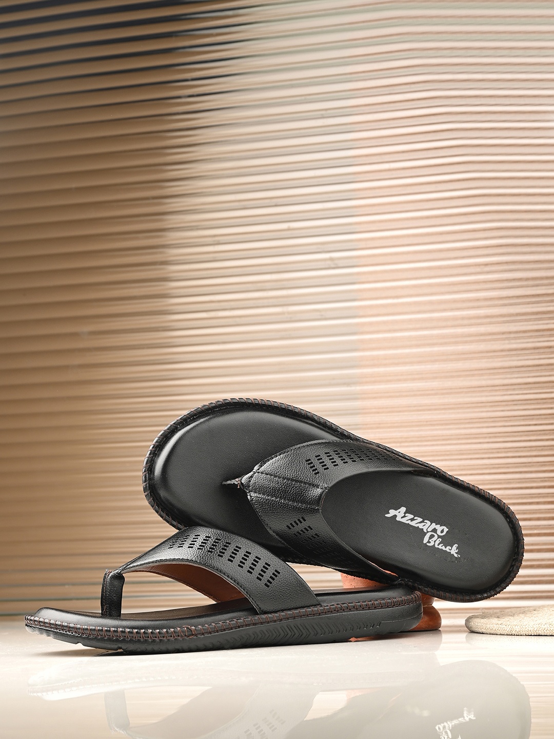 

Azzaro Black Men Textured Thong Flip-Flops