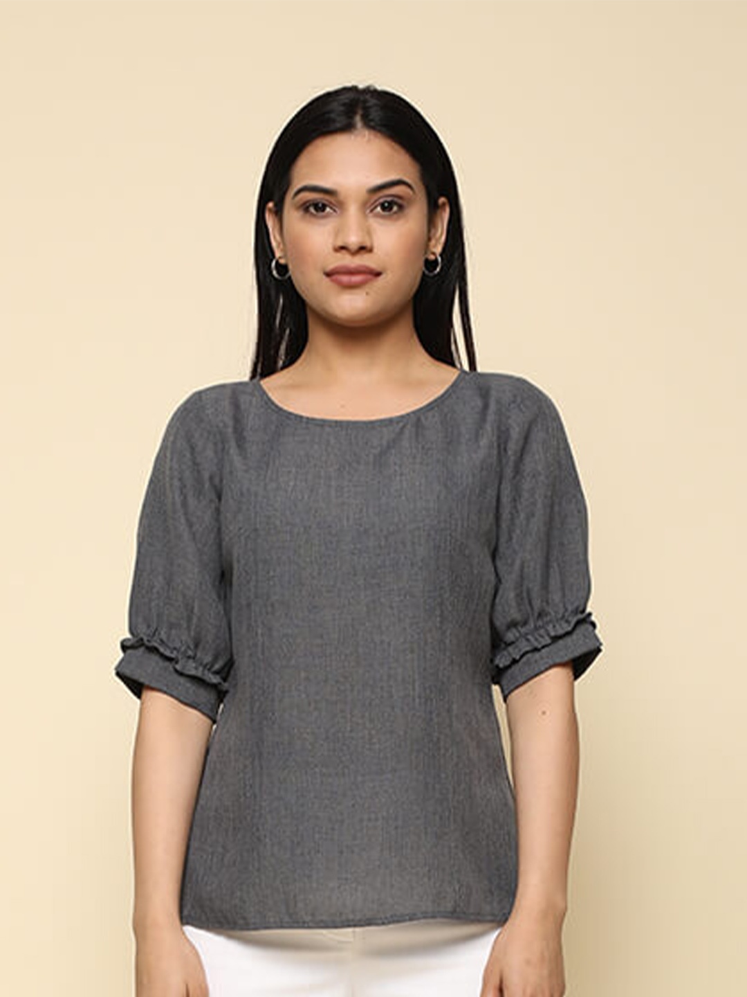 

SALT ATTIRE Round Neck Short Puff Sleeve Linen Styled Back Top, Grey