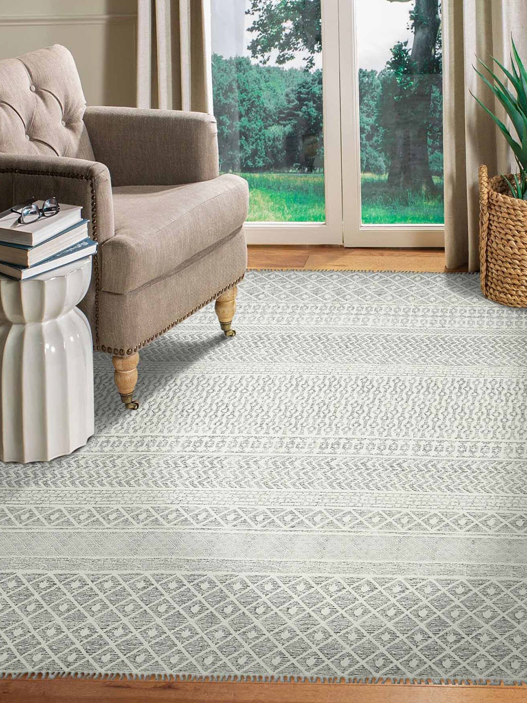 

saraswatii global Grey Geometric Hand-Tufted Carpets