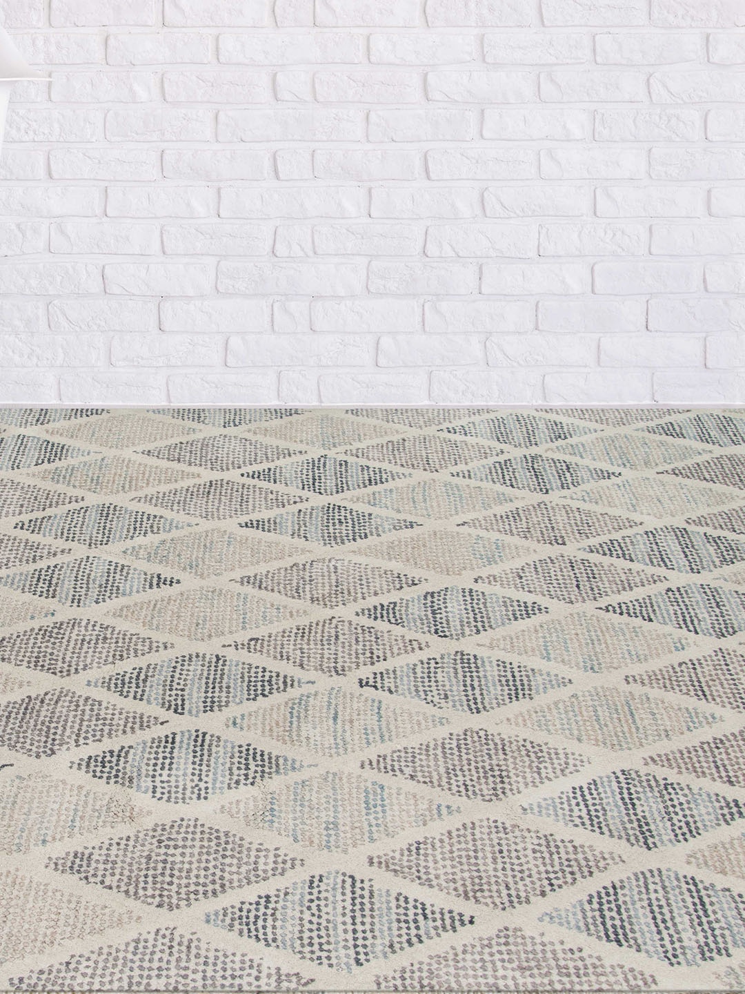 

saraswatii global Grey Geometric Hand-Tufted Carpets