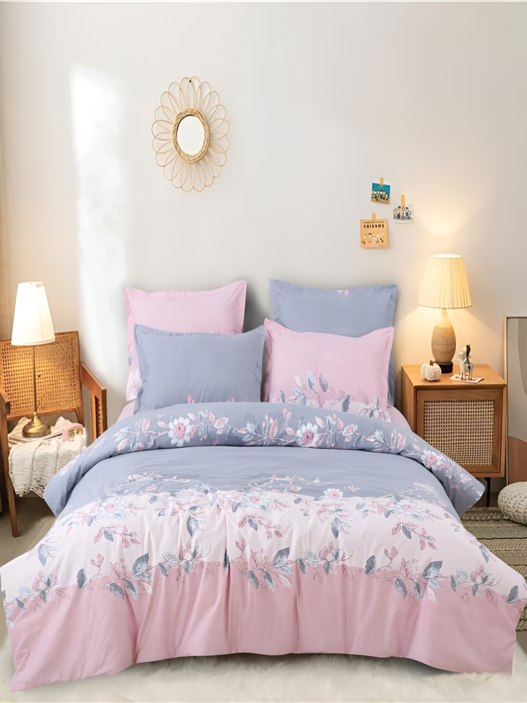 

Laying Style Pink & White Floral Printed 160 TC King Duvet Cover