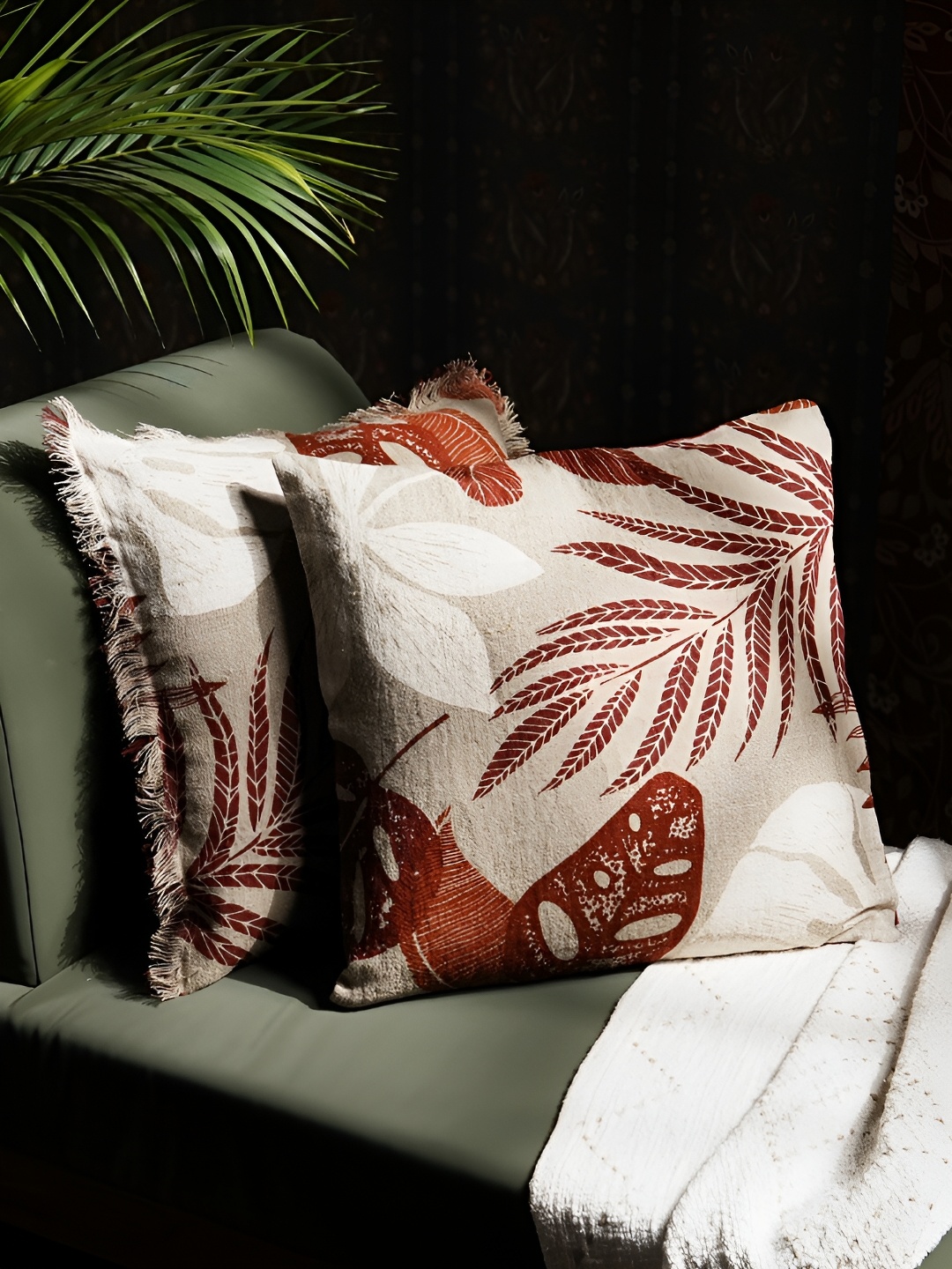 

Amora Beige & White 2 Pieces Floral Linen Square Cushion Covers