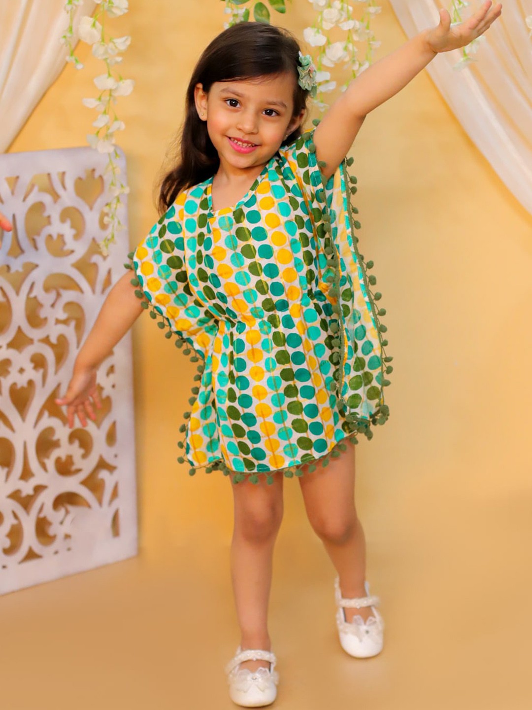 

BownBee Girls Geometric Printed Kimono Sleeve Pom-Pom Detail Cotton Kaftan Dress, Green