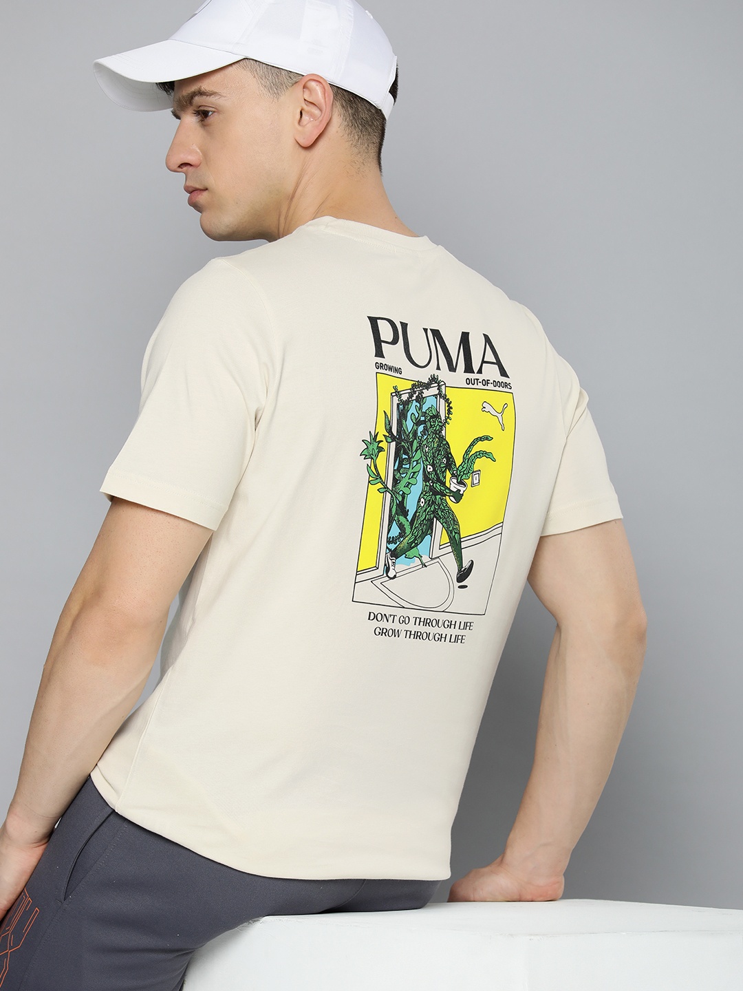 

Puma Men GRAPHICS PLANTASIA Printed Pure Cotton T-shirt, Cream