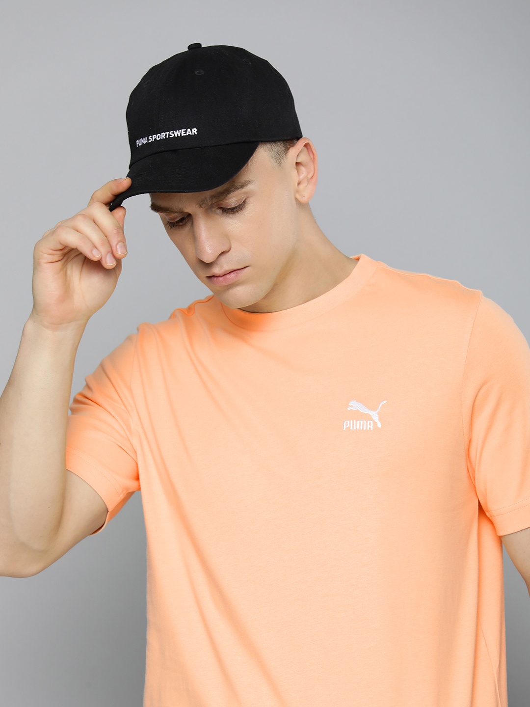 

Puma Men Classics Small Logo Pure Cotton T-shirt, Peach