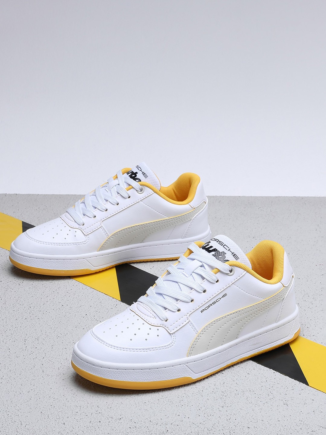 

PUMA Motorsport Kids Porsche Legacy Caven 2.0 Youth Sneakers, White