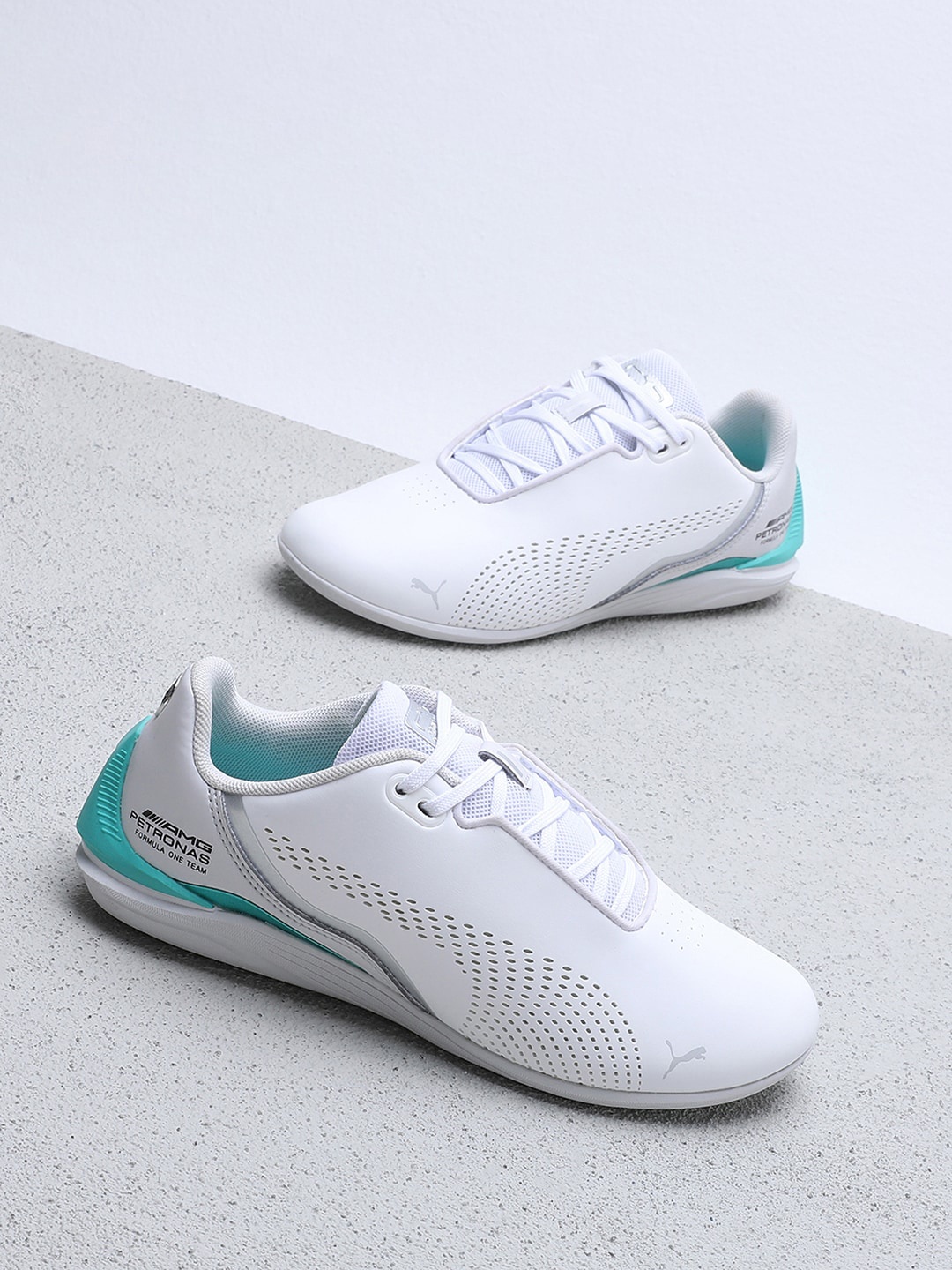 

PUMA Motorsport Kids Mercedes AMG Petronas Formula 1 Drift Cat Decima Youth Sneakers, White