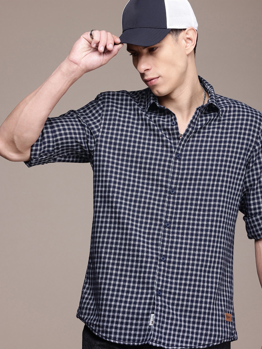 

The Roadster Life Co. Pure Cotton Opaque Checked Casual Shirt, Navy blue