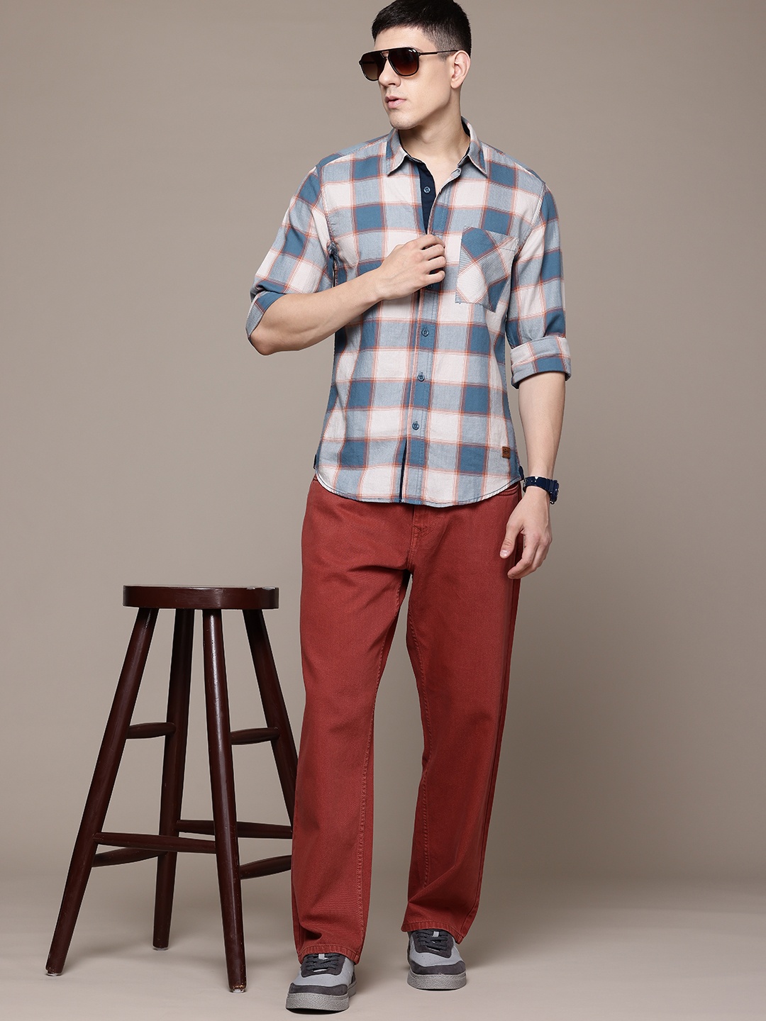 

The Roadster Lifestyle Co. Pure Cotton Checked Casual Shirt, Beige