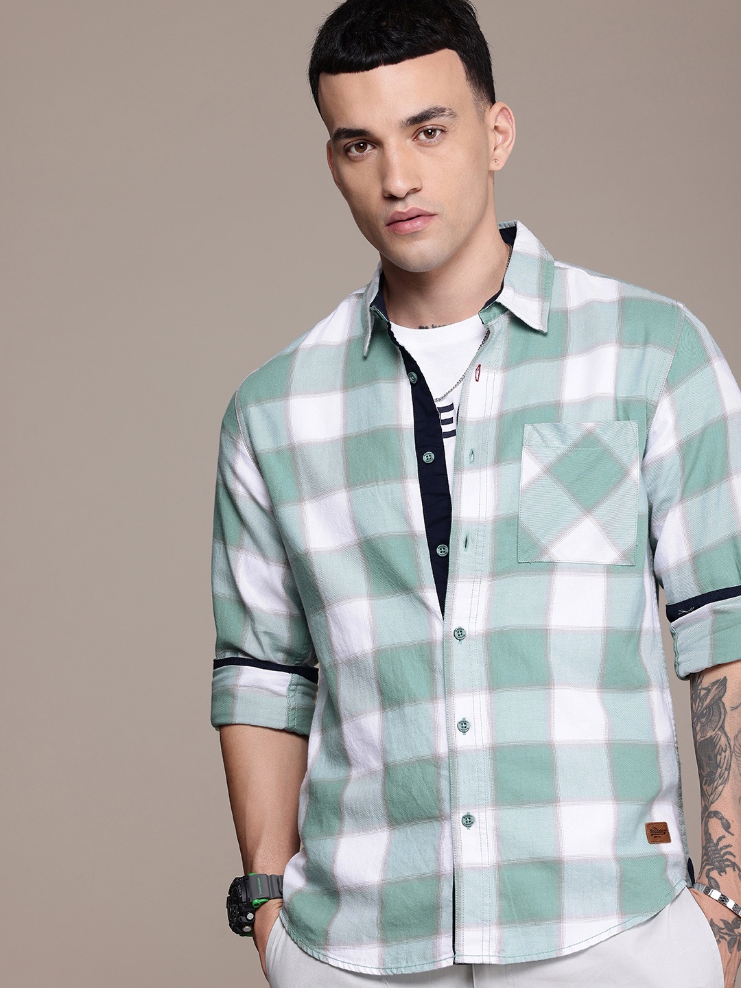 

The Roadster Life Co. Checked Pure Cotton Casual Shirt, Green