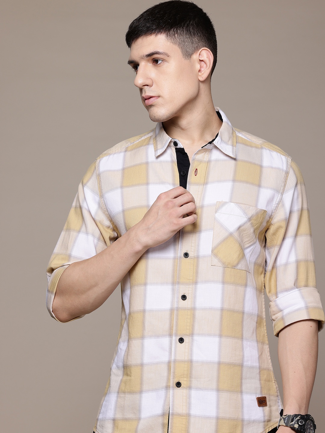 

The Roadster Lifestyle Co. Pure Cotton Checked Casual Shirt, Beige