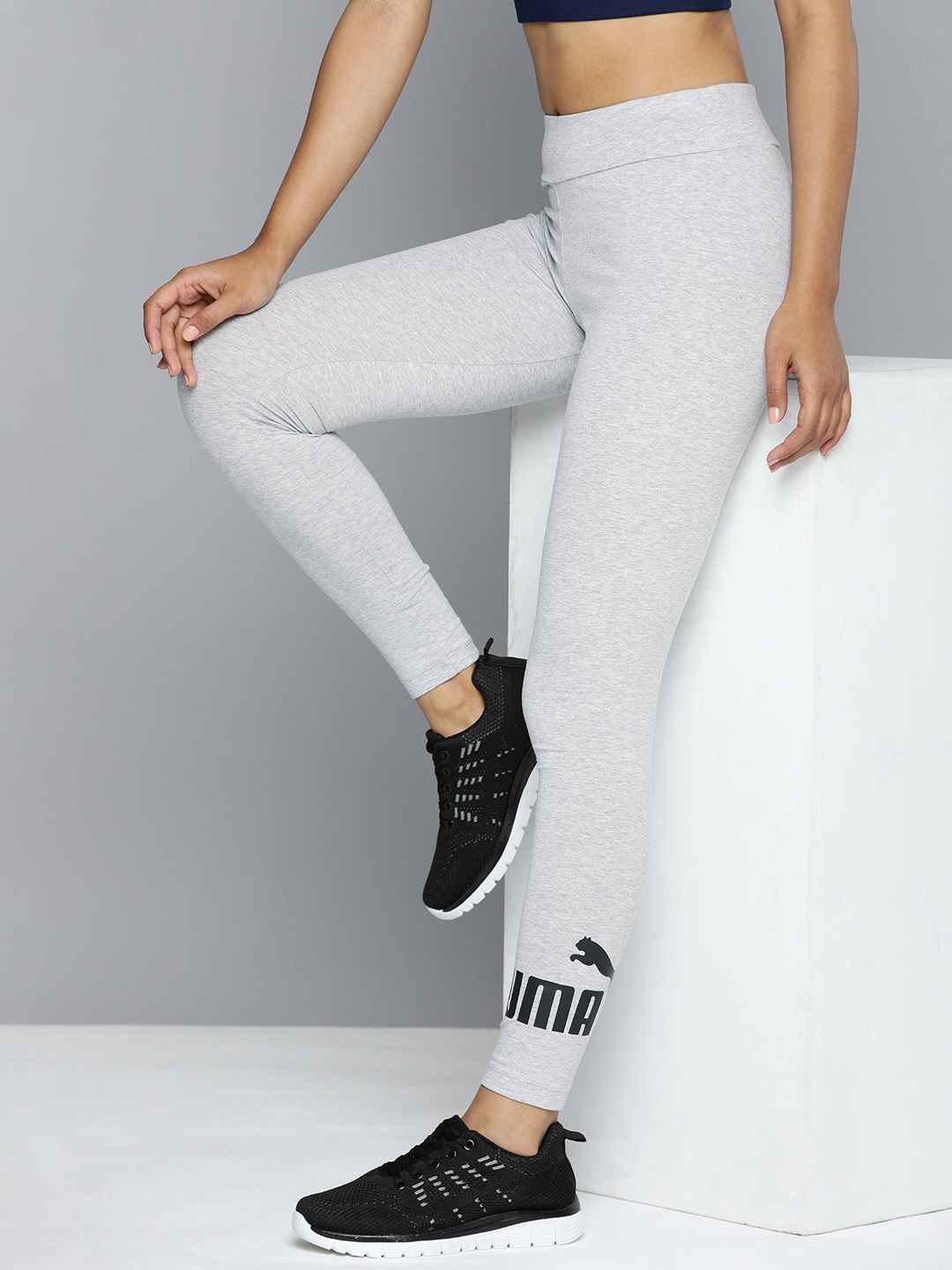 

Puma Women ESS Logo Printed Slim Fit Outdoor Tights, Grey melange