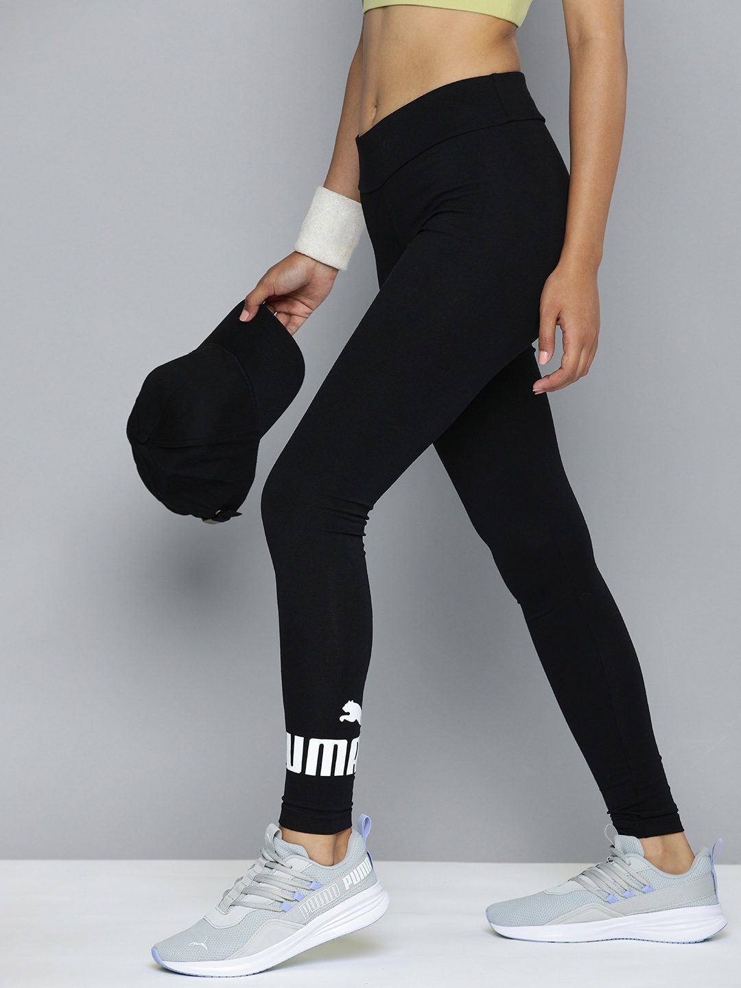 

Puma Women ESS Logo Printed Slim Fit Outdoor Tights, Black
