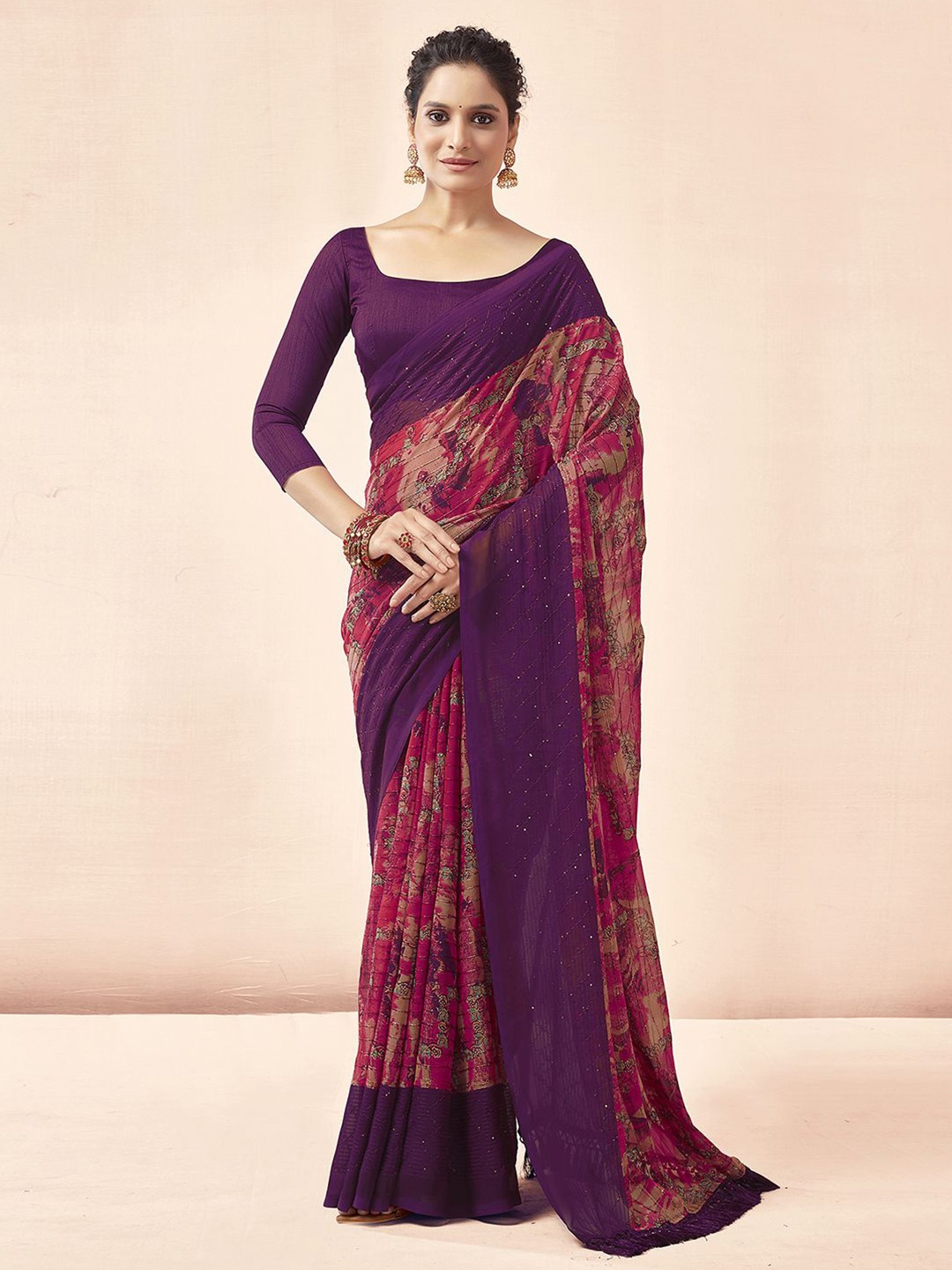 

Mitera Purple & Pink Abstract Printed Sequinned Saree