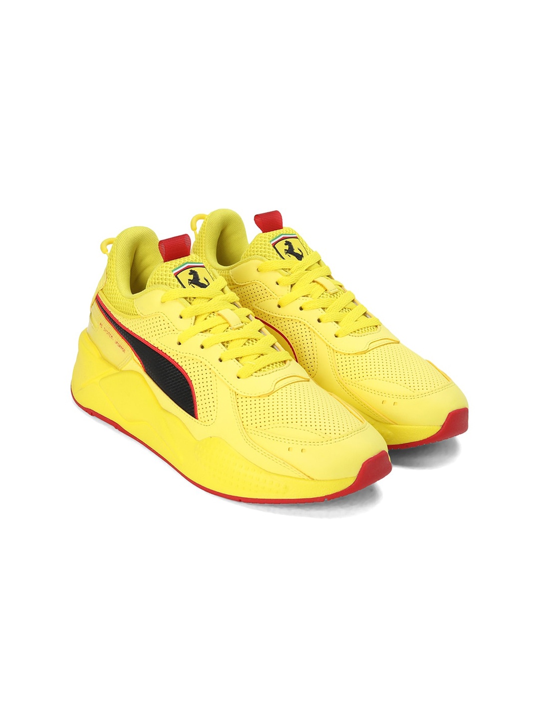 

PUMA Motorsport Unisex Scuderia Ferrari RS-X Sneakers, Yellow