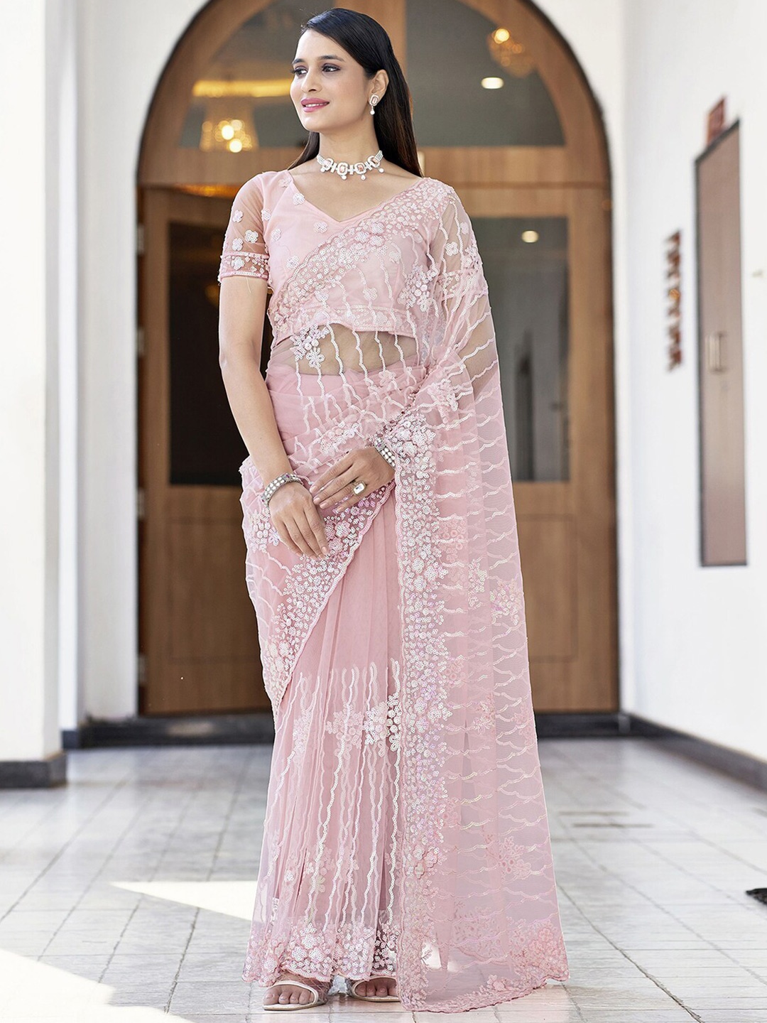 

Satrani Embellished Sequinned Net Saree, Pink