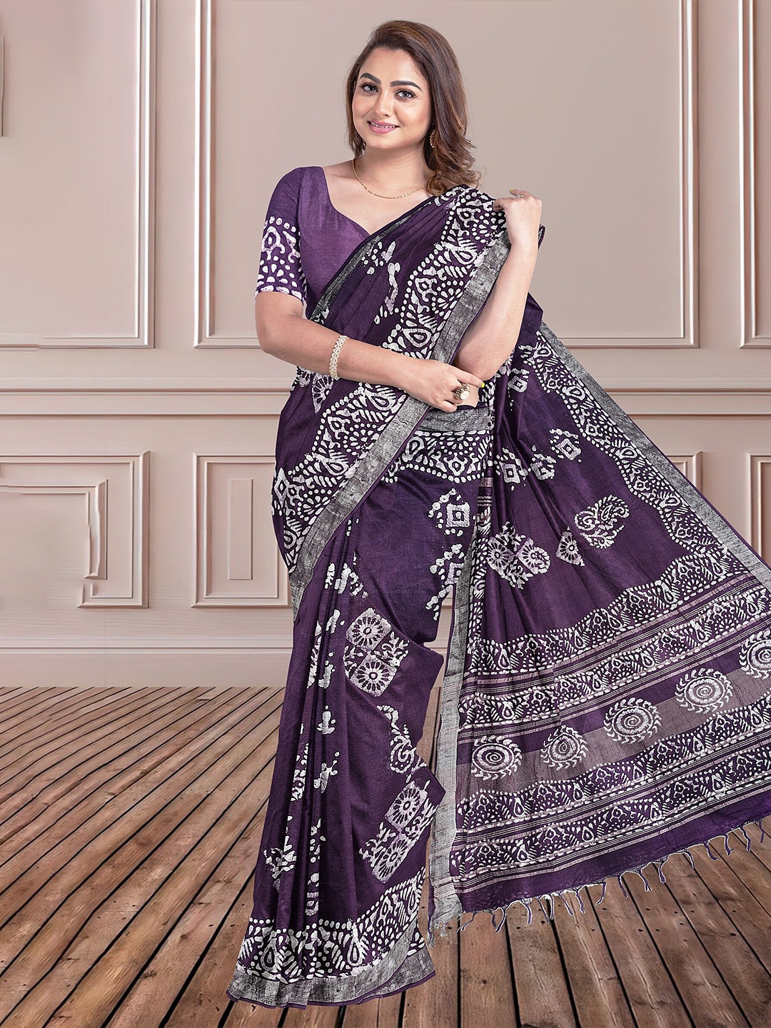 

SPAL FASHION Batik Zari Block Print Saree, Purple