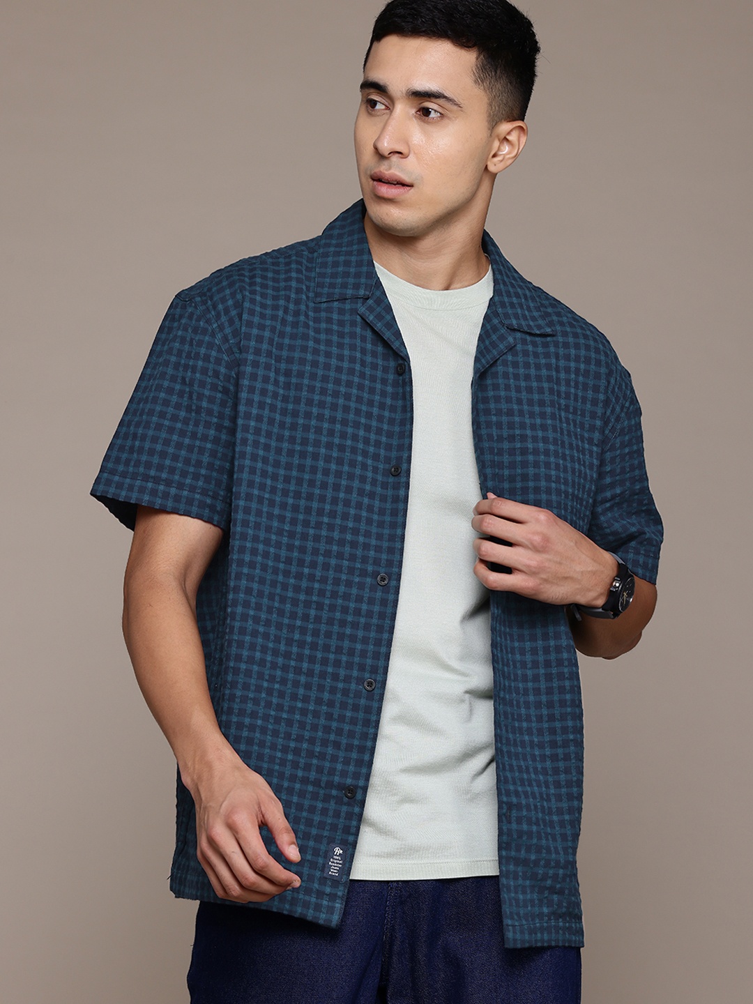 

The Roadster Lifestyle Co. Pure Cotton Checked Seersucker Relaxed Fit Shirt, Blue