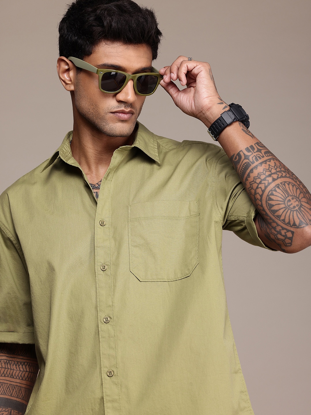 

The Roadster Life Co. Pure Cotton Relaxed Fit Casual Shirt, Green