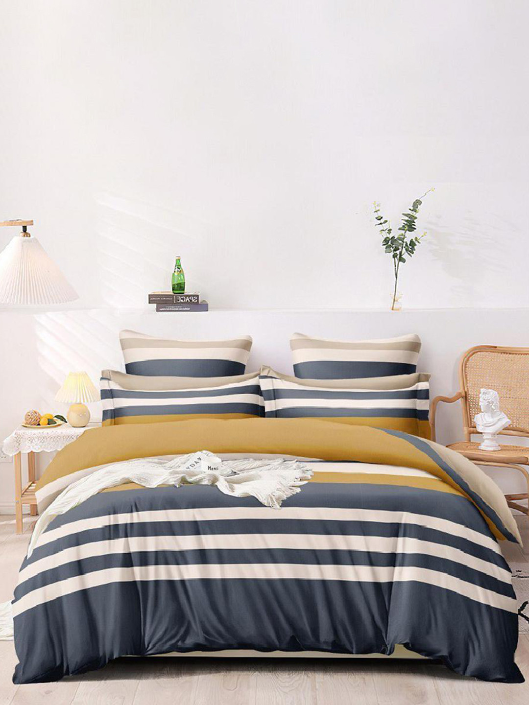 

Laying Style Yellow 4 Pieces Double King Sized Cotton Bedding Set