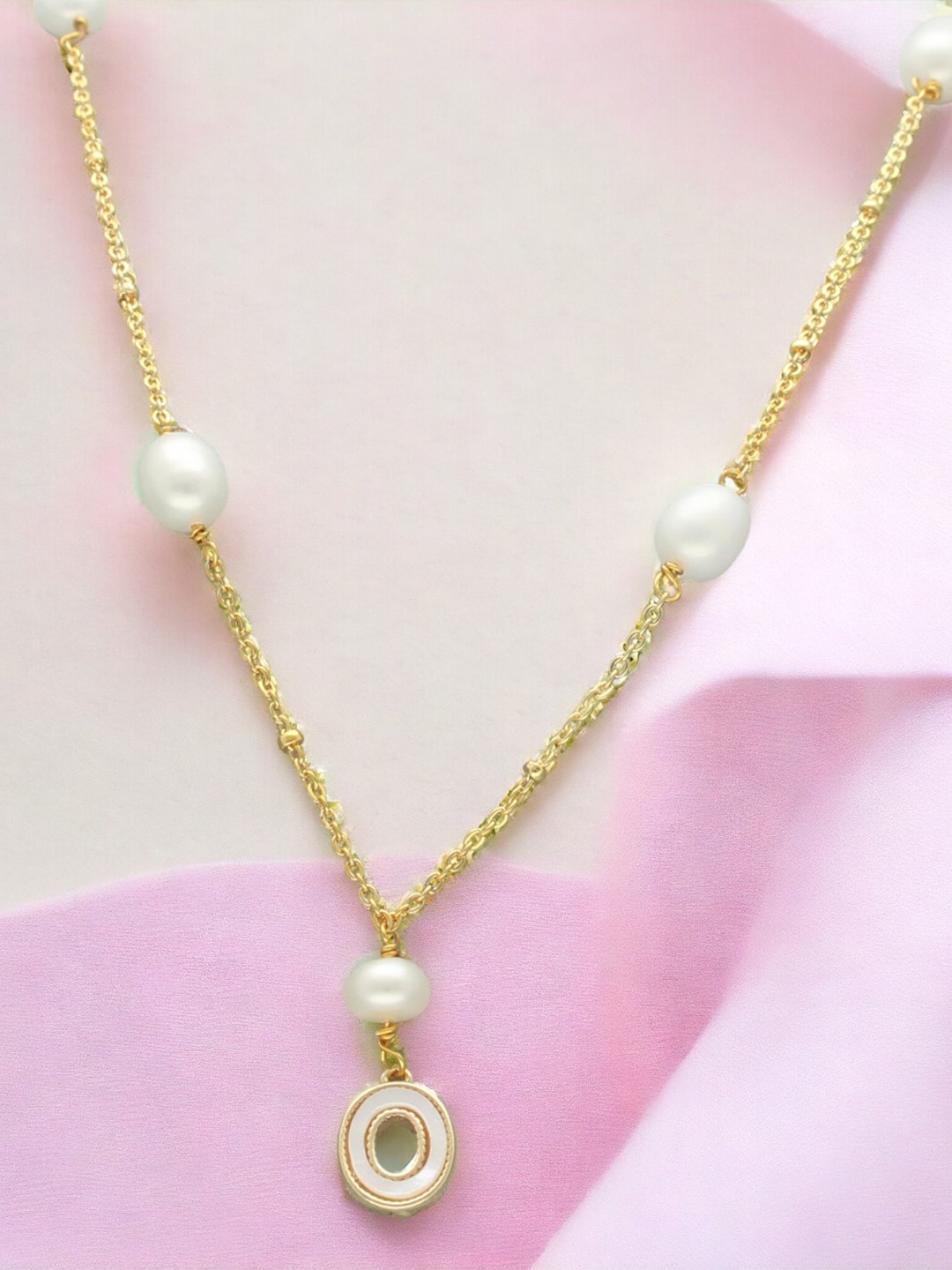 

Sri Jagdamba Pearls Dealer Gold-Plated Beaded Chain