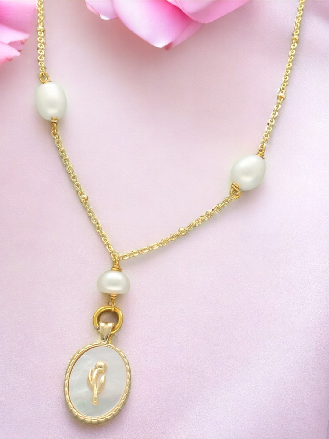 

Sri Jagdamba Pearls Dealer Gold-Plated Beaded Chain