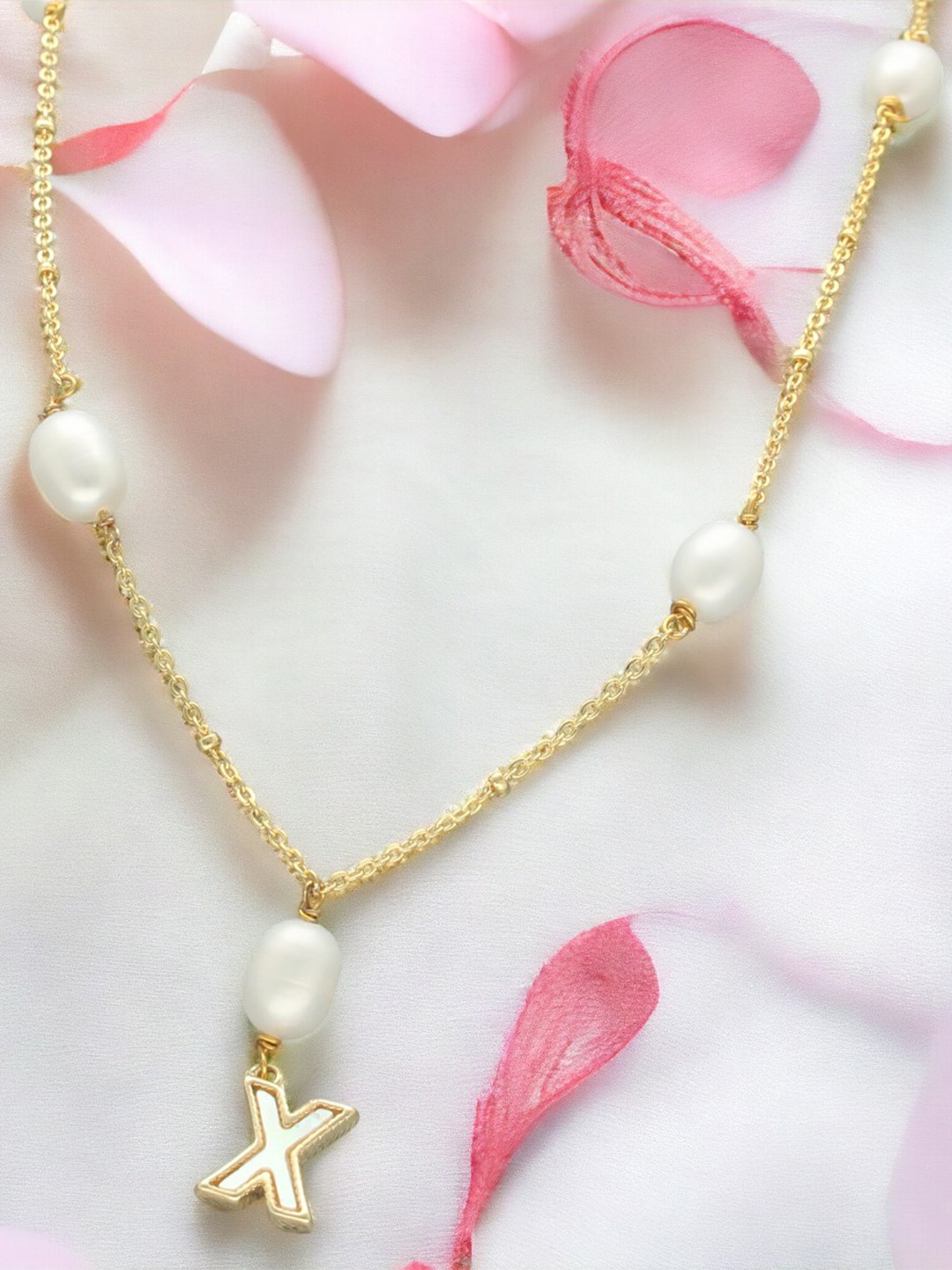 

Sri Jagdamba Pearls Dealer Gold-Plated Beaded Chain