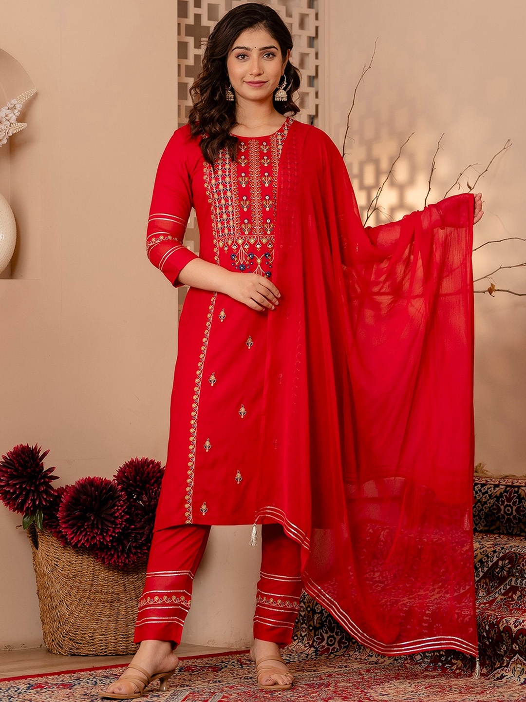 

Charu Floral Embroidered Regular Thread Work Kurta With Trousers & Dupatta, Red