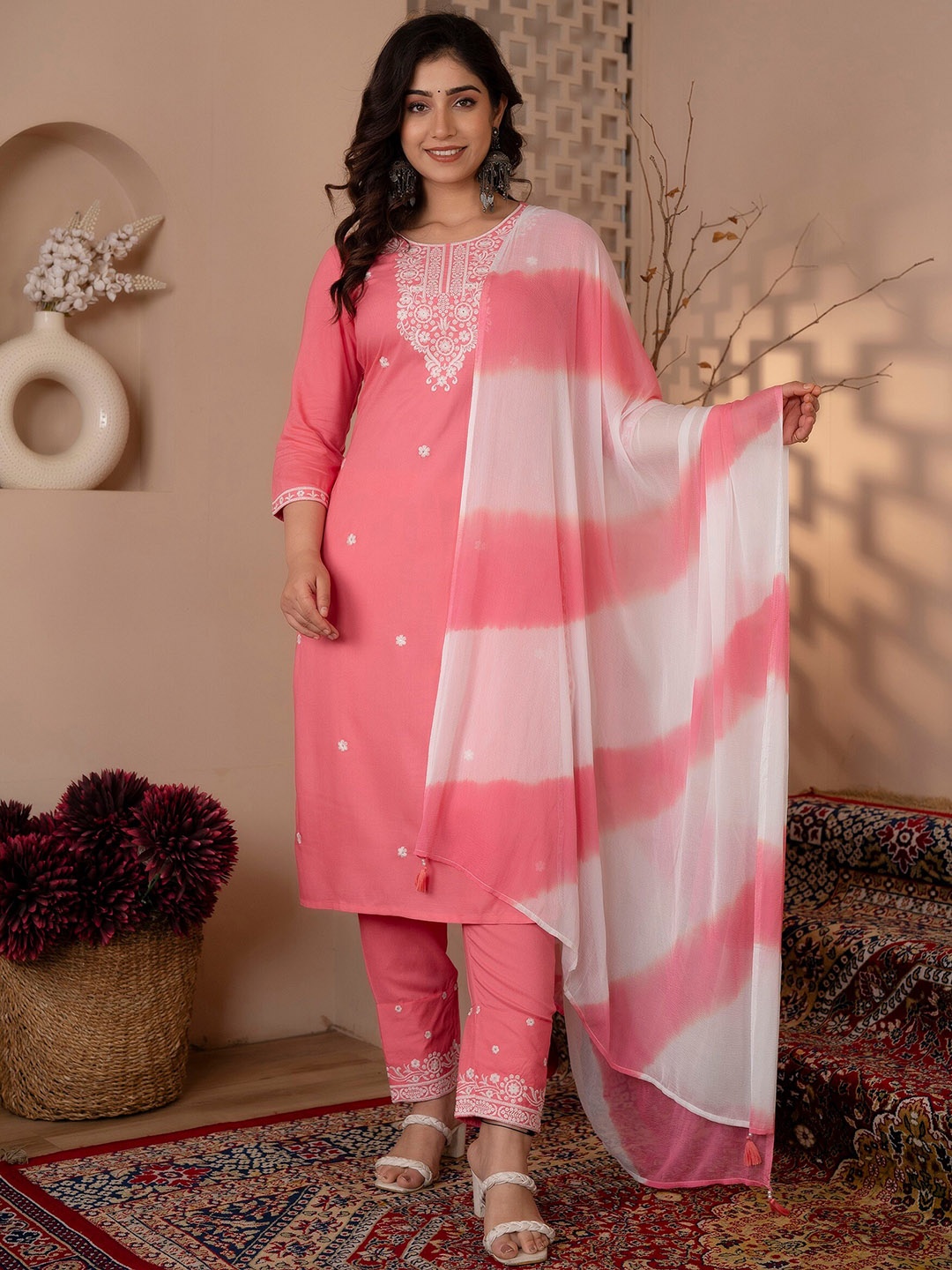 

Charu Floral Embroidered Thread Work Straight Kurta With Trousers & Dupatta, Peach