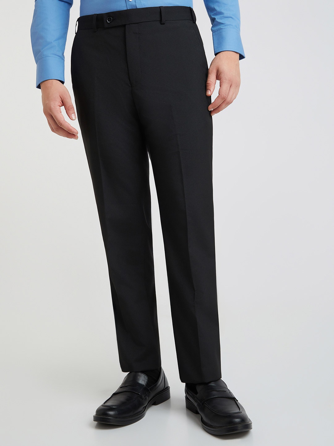 

Park Avenue Men Mid Rise Checked Formal Trousers, Black