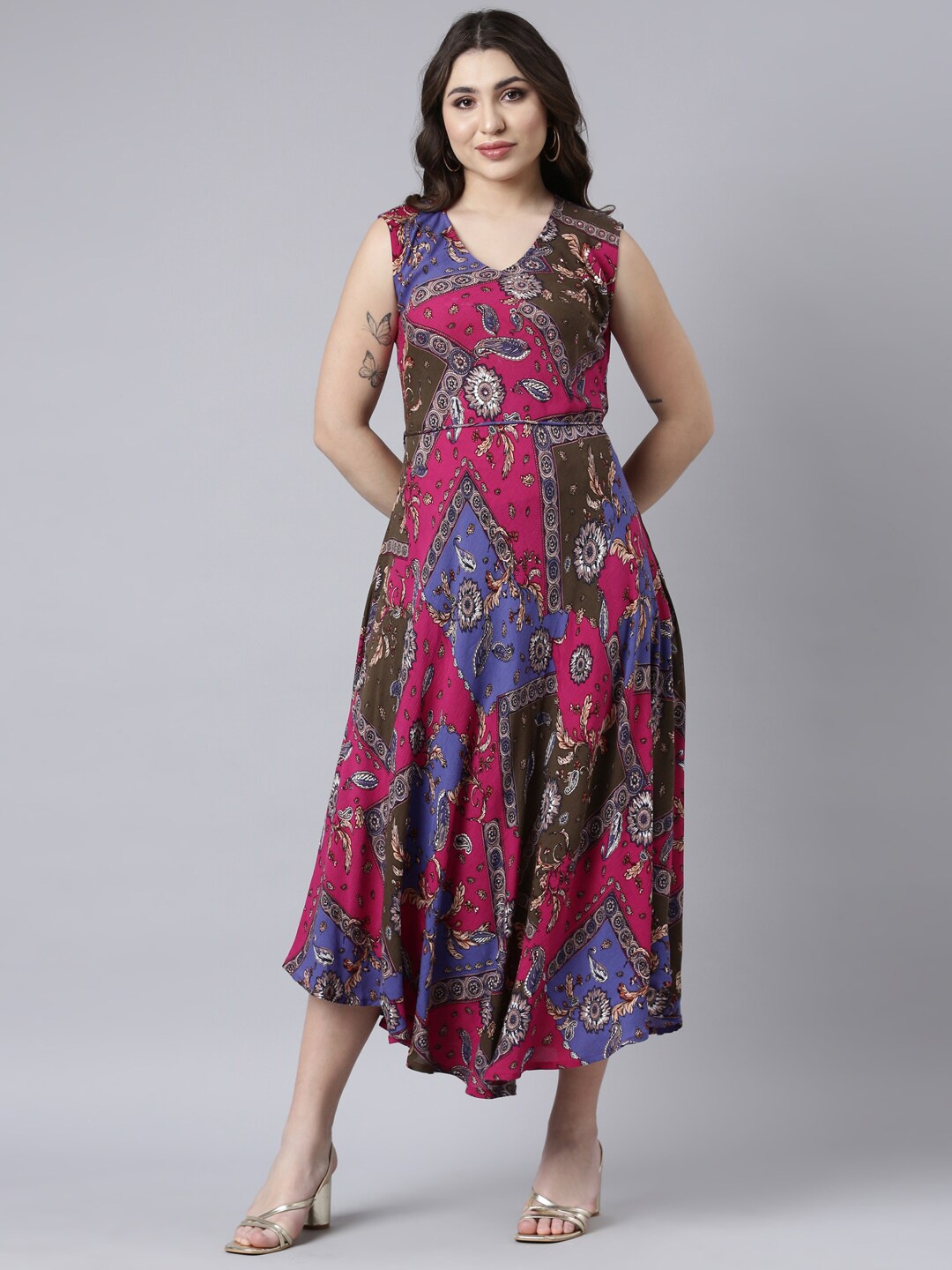 

Neerus Floral Print Chiffon Fit & Flare Maxi Dress, Blue