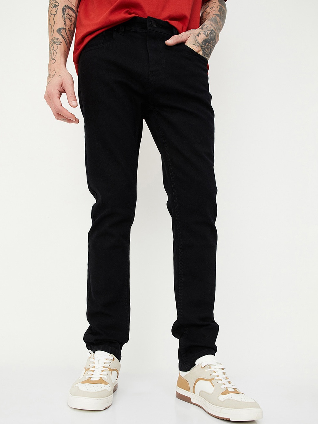 

max Men Mid-Rise Stretchable Jeans, Black