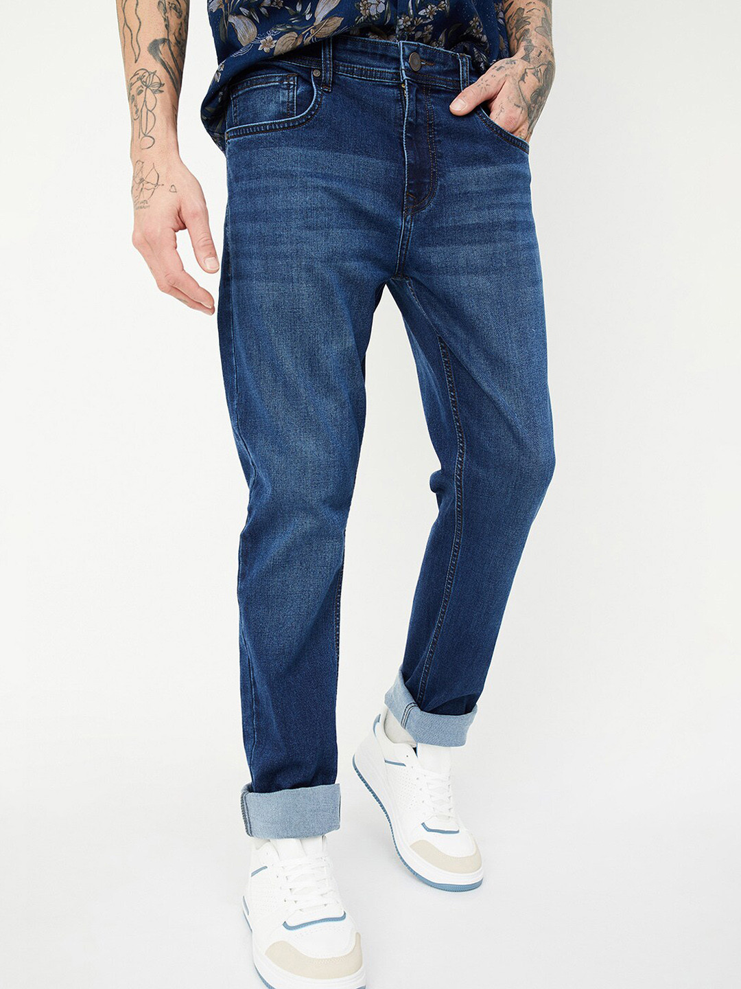 

max Men Light Fade Stretchable Jeans, Navy blue