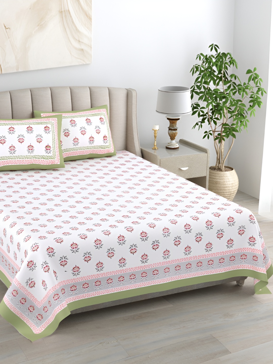

EasyGoods Green & White Floral Cotton 400 TC King Bedsheet with 2 Pillow Covers