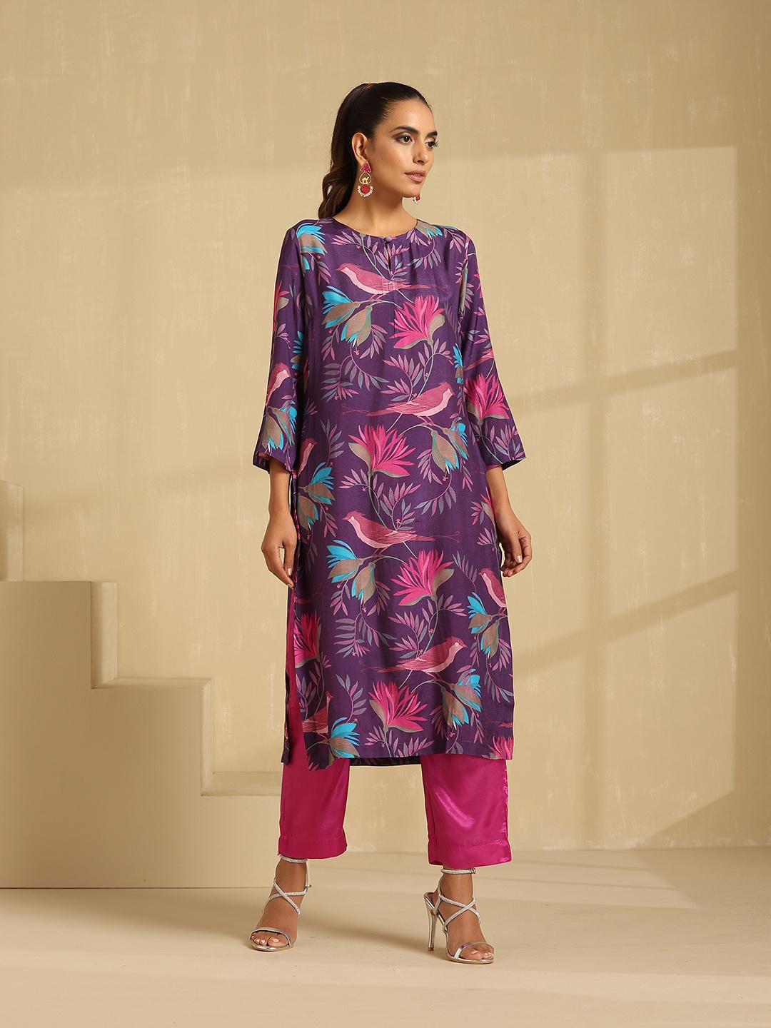 

indy Raaga Floral Printed Pure Silk Kurta with Trousers, Purple