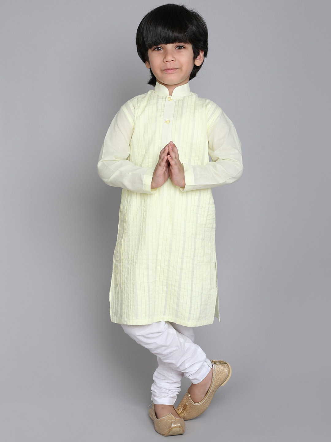 

BAESD Boys Embroidered Regular Thread Work Pure Cotton Kurta with Churidar, Yellow
