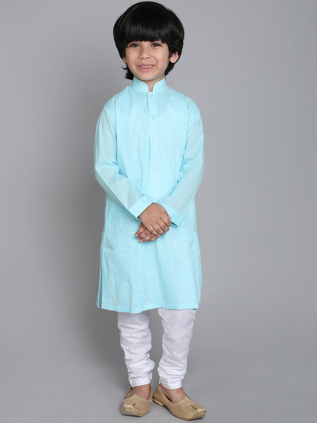 

BAESD Boys Embroidered Regular Thread Work Pure Cotton Kurta with Churidar, Blue